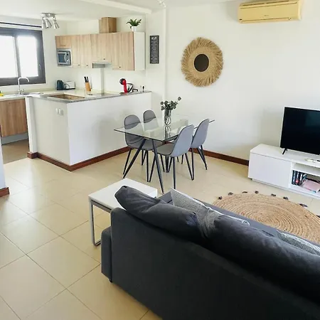 Serena Luxe Retreat In Apartment Puerto Calero